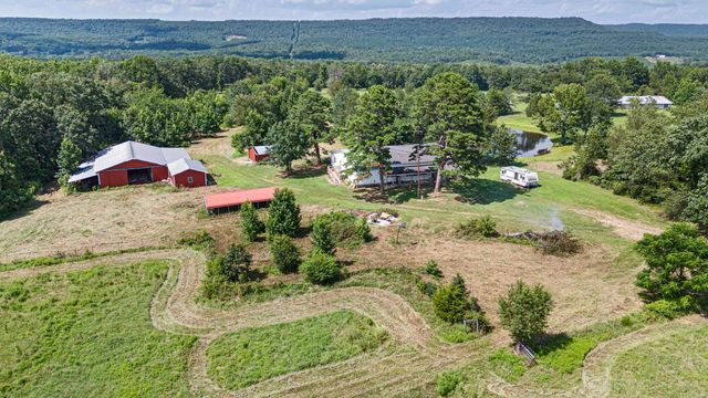 128 Collins Farm Road, Dover, AR 72837