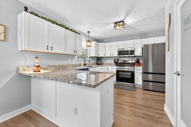 837 Wallace Drive, Delaware, OH 43015