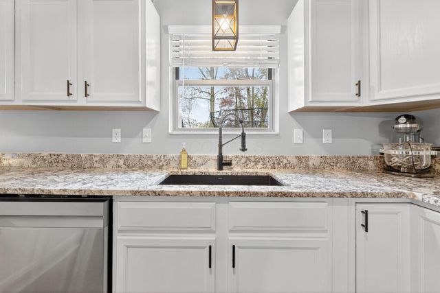 837 Wallace Drive, Delaware, OH 43015