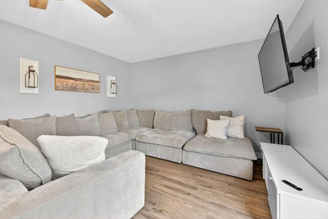 837 Wallace Drive, Delaware, OH 43015