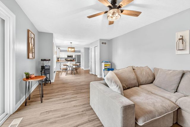 837 Wallace Drive, Delaware, OH 43015