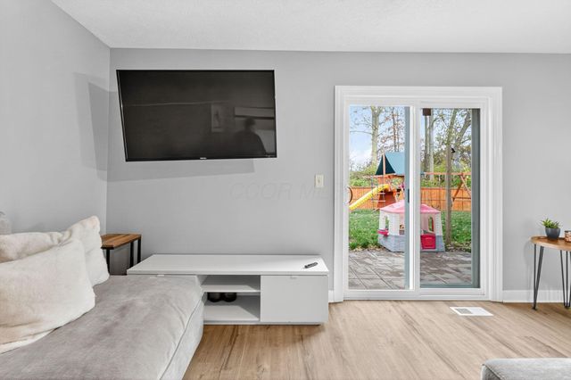 837 Wallace Drive, Delaware, OH 43015