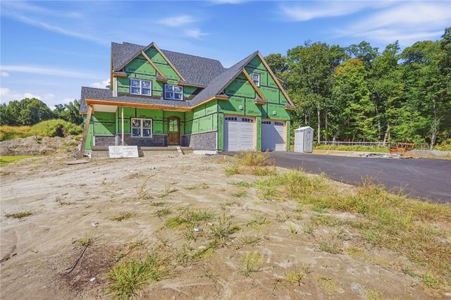 411 New River Road, Lincoln, RI 02838