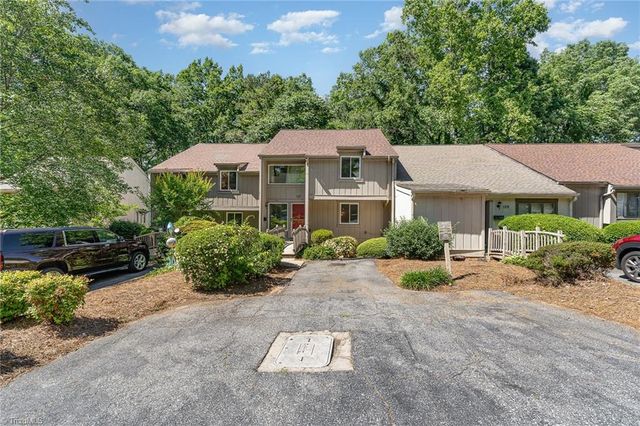 127 Lamplighter Circle, Winston-salem, NC 27104