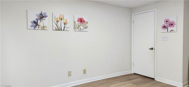 127 Lamplighter Circle, Winston-salem, NC 27104