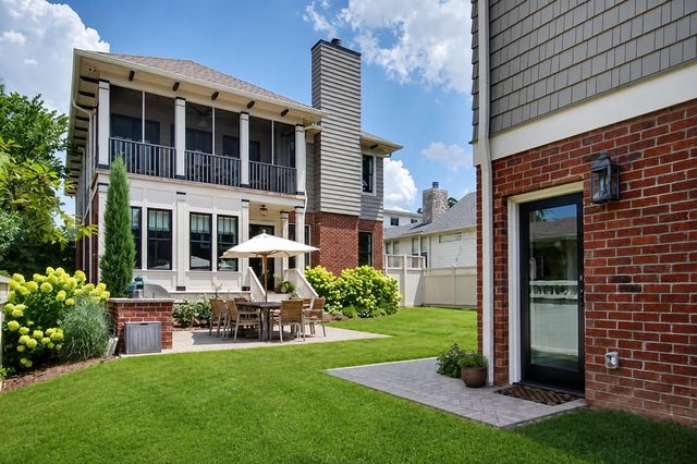 1911 Beechwood Ave, Nashville, TN 37212