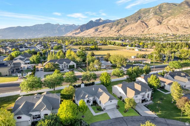 1476 W RENAISSANCE PL, Pleasant Grove, UT 84062