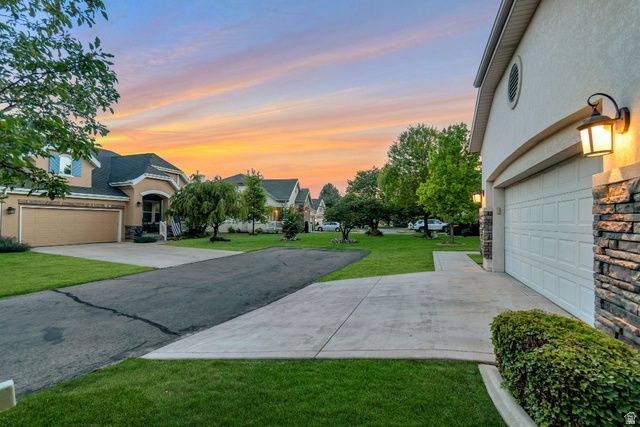 1476 W RENAISSANCE PL, Pleasant Grove, UT 84062