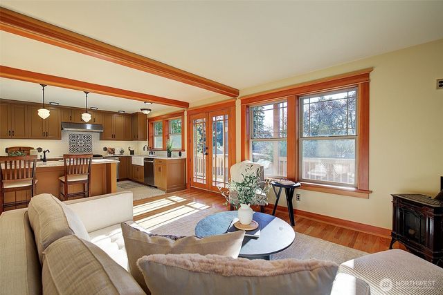 311 NE 117th Street, Seattle, WA 98125