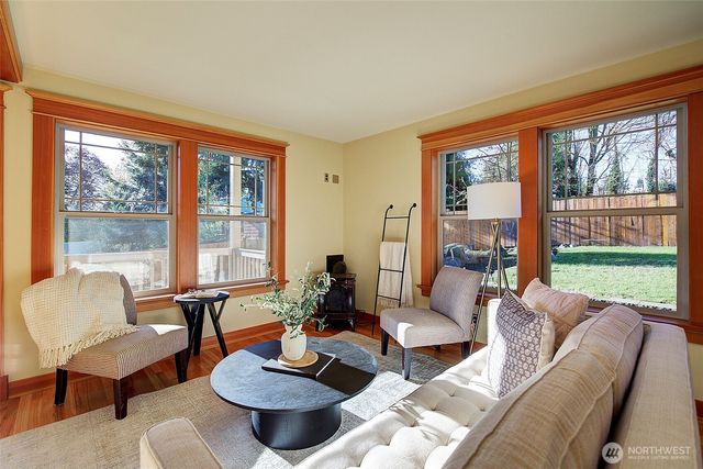 311 NE 117th Street, Seattle, WA 98125