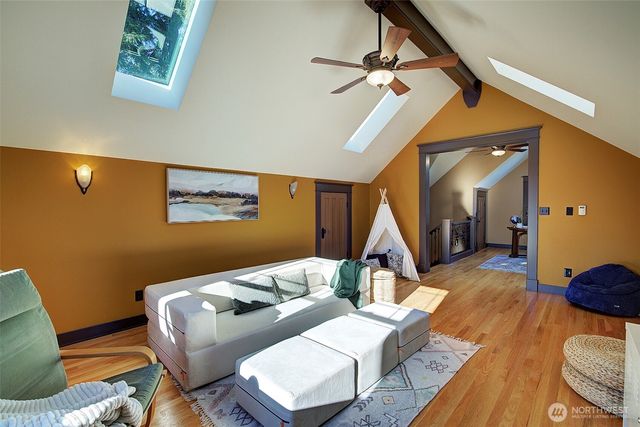 311 NE 117th Street, Seattle, WA 98125