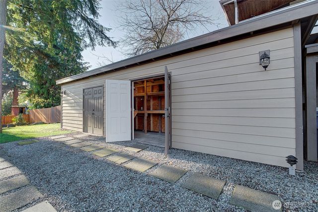 311 NE 117th Street, Seattle, WA 98125