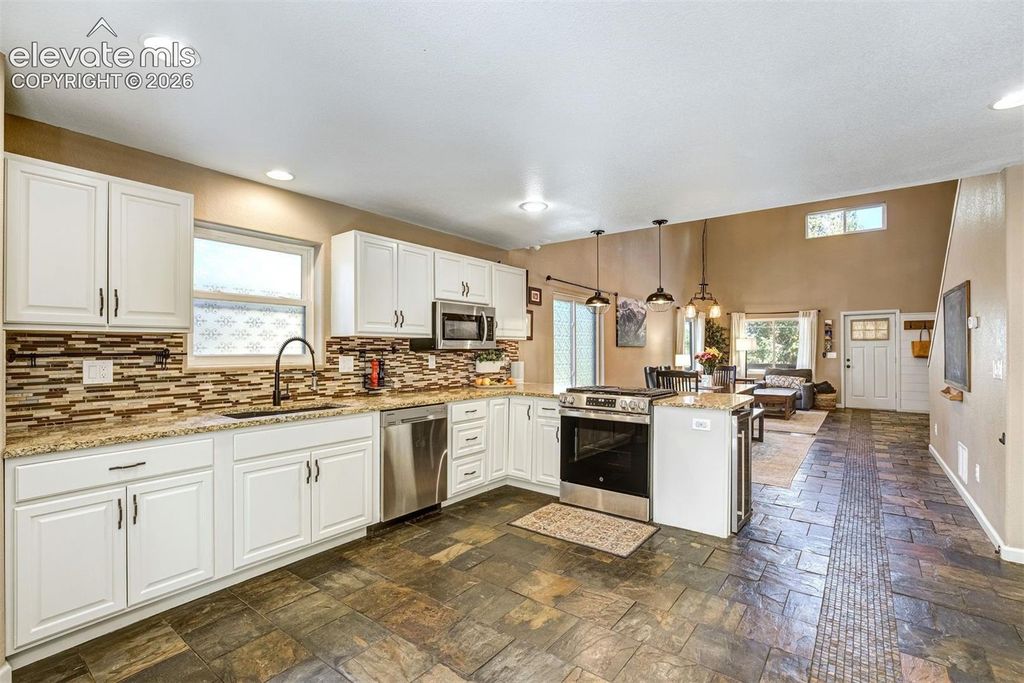 23 W Brookside Street, Colorado Springs, CO 80905 — photo 3