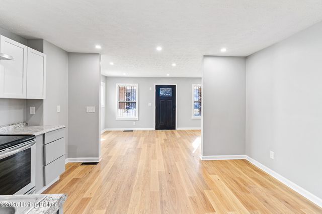 4009 W Main St, Louisville, KY 40212