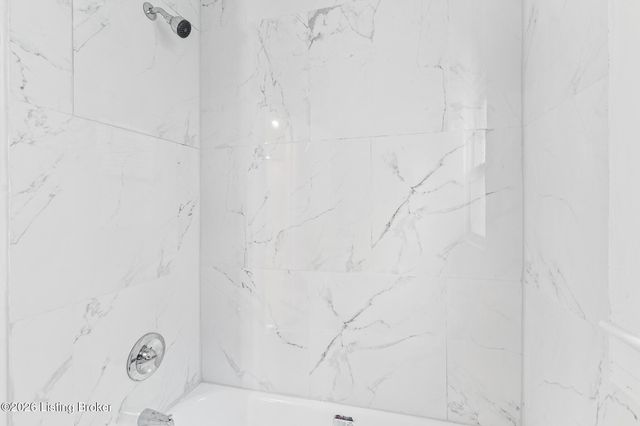 4009 W Main St, Louisville, KY 40212