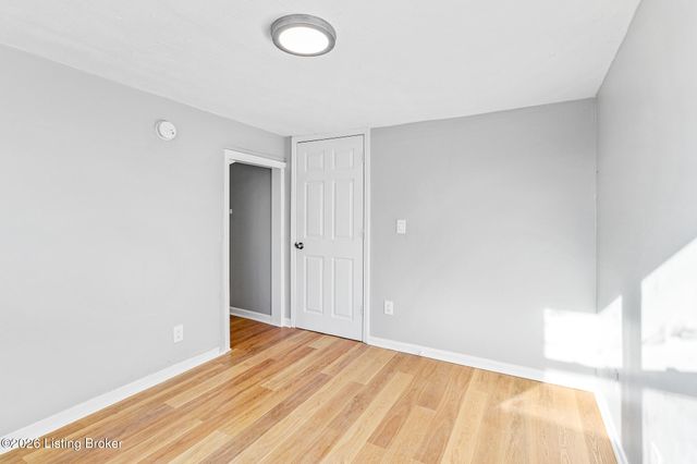 4009 W Main St, Louisville, KY 40212