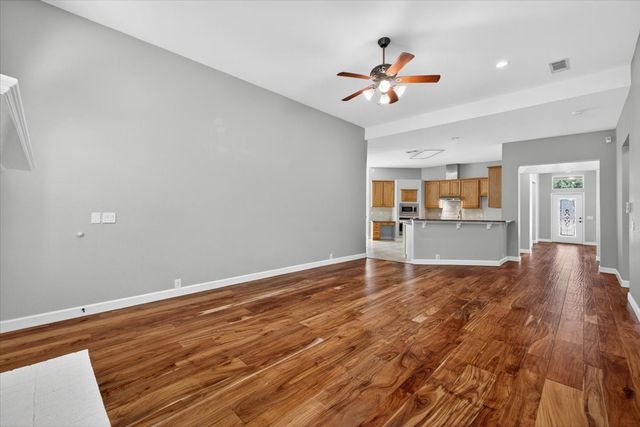 913 Chapel Drive, Denton, TX 76205