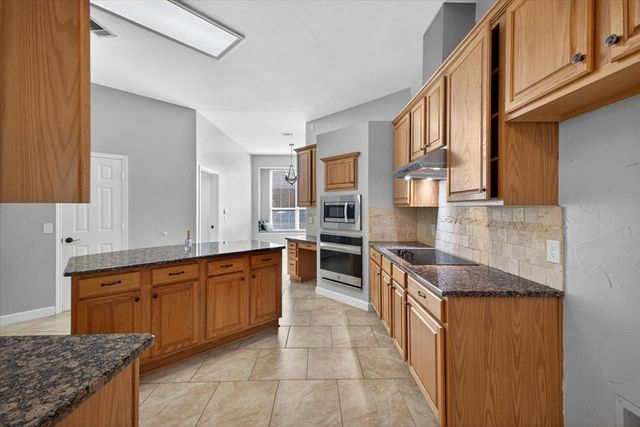 913 Chapel Drive, Denton, TX 76205