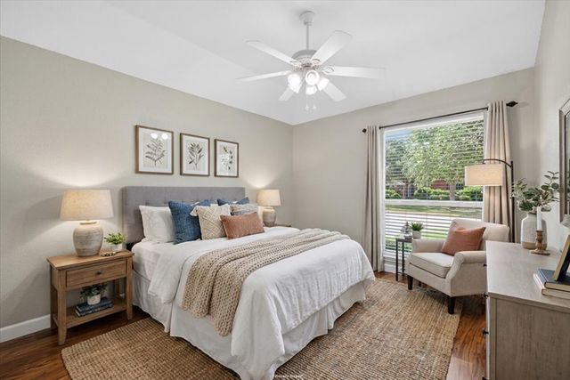 913 Chapel Drive, Denton, TX 76205
