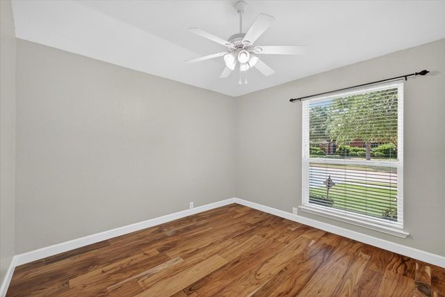 913 Chapel Drive, Denton, TX 76205