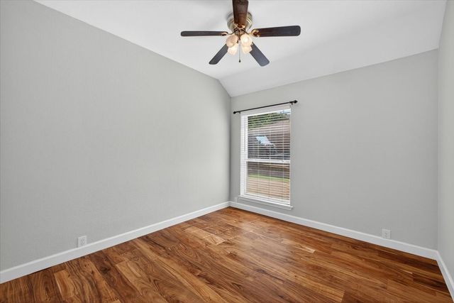 913 Chapel Drive, Denton, TX 76205
