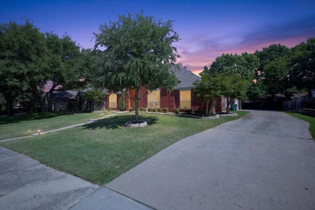 913 Chapel Drive, Denton, TX 76205