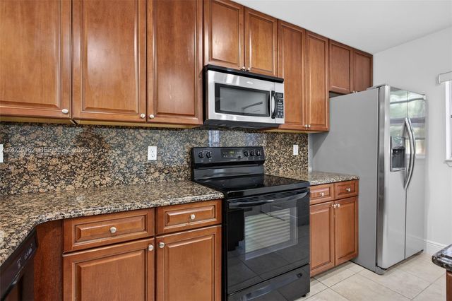 626 SW 1st Drive, Pompano Beach, FL 33060