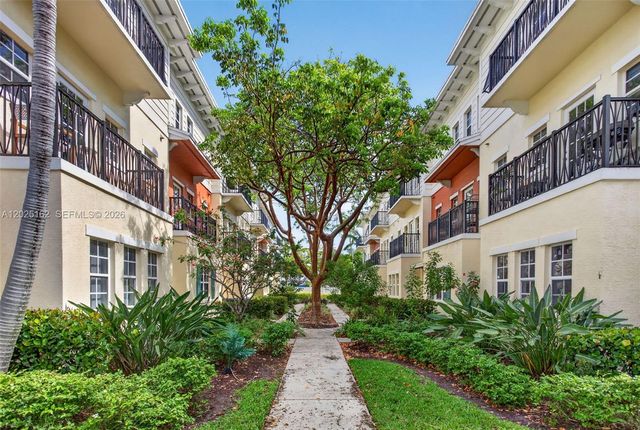 626 SW 1st Drive, Pompano Beach, FL 33060