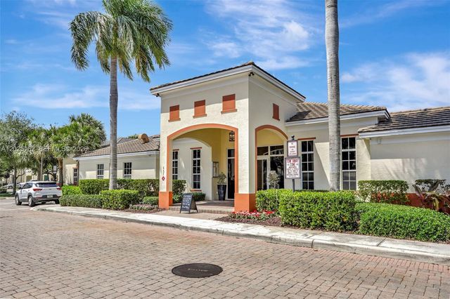 626 SW 1st Drive, Pompano Beach, FL 33060