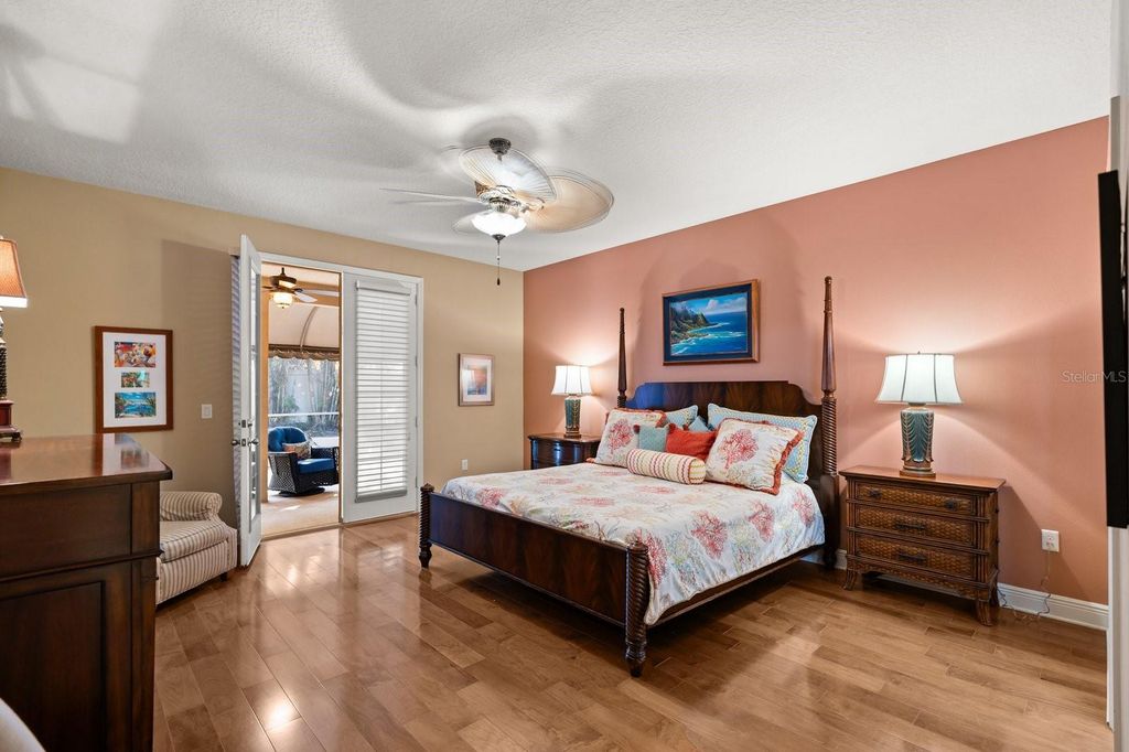 Image 11 of property listing at 11920 VERRAZANO DRIVE, Orlando, FL 32836