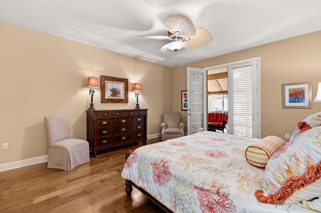 Image 12 of property listing at 11920 VERRAZANO DRIVE, Orlando, FL 32836