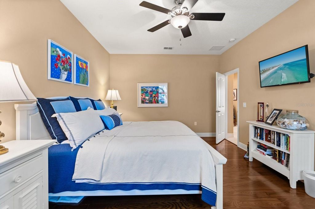 Image 16 of property listing at 11920 VERRAZANO DRIVE, Orlando, FL 32836