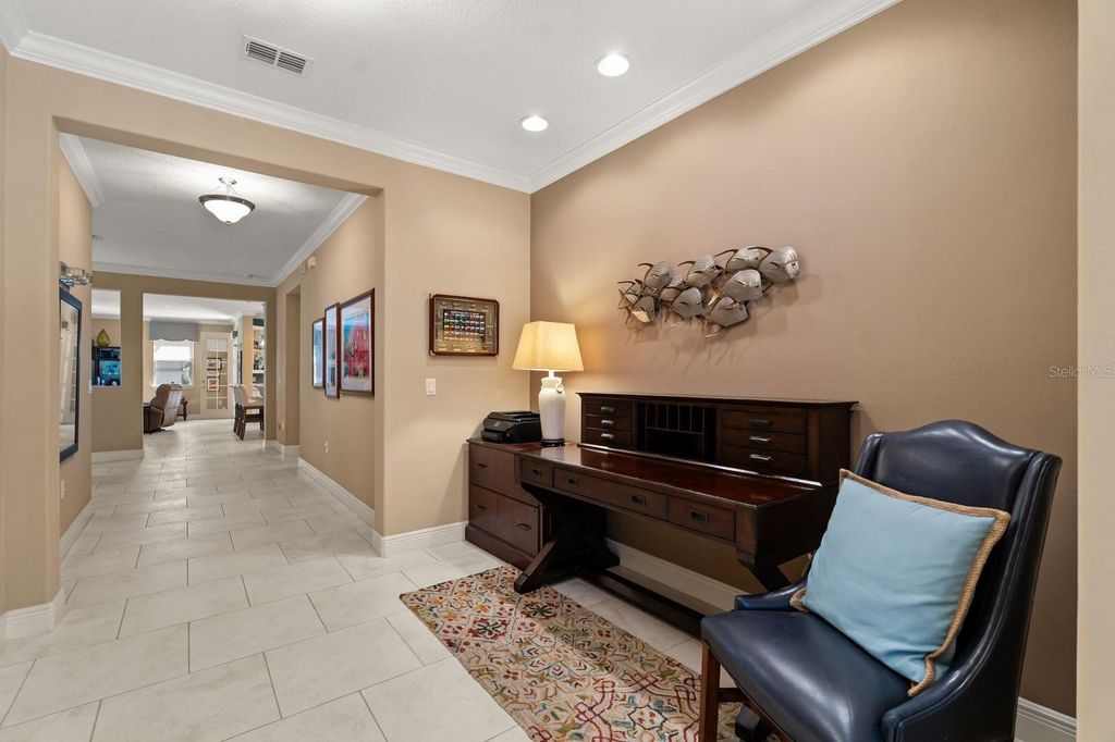 Image 3 of property listing at 11920 VERRAZANO DRIVE, Orlando, FL 32836