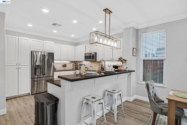 2608 Intrigue Ln, Brentwood, CA 94513