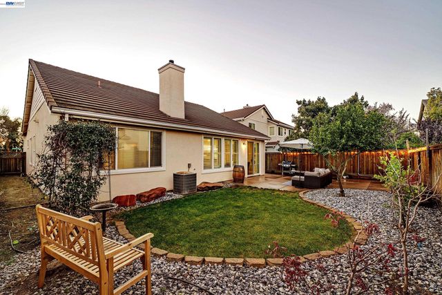 2608 Intrigue Ln, Brentwood, CA 94513