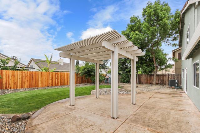 8691 Territorial Way, Elk Grove, CA 95624