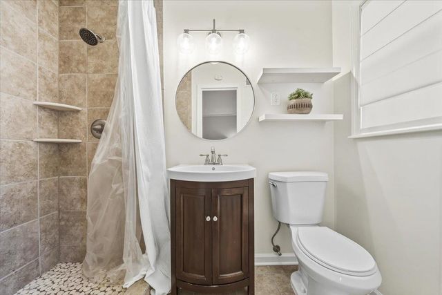 185 BETTY JO LN, Memphis, TN 38117