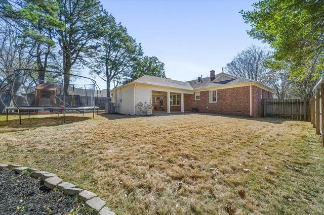 185 BETTY JO LN, Memphis, TN 38117