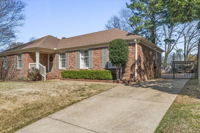 185 BETTY JO LN, Memphis, TN 38117