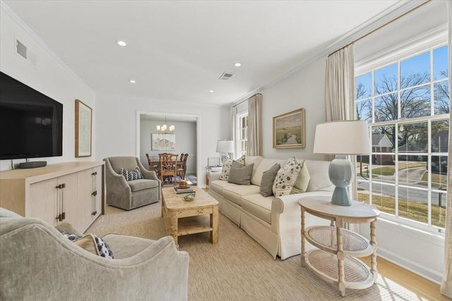 185 BETTY JO LN, Memphis, TN 38117