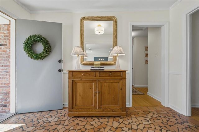 185 BETTY JO LN, Memphis, TN 38117