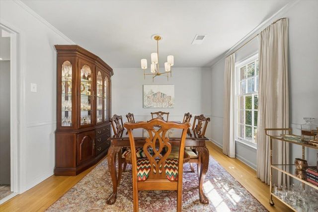 185 BETTY JO LN, Memphis, TN 38117