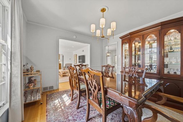 185 BETTY JO LN, Memphis, TN 38117