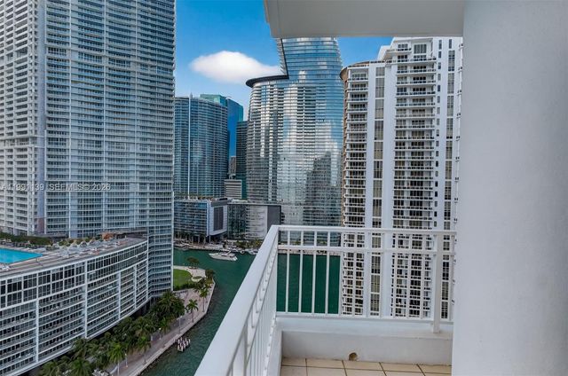 801 Brickell Key Blvd 2502, Miami, FL 33131