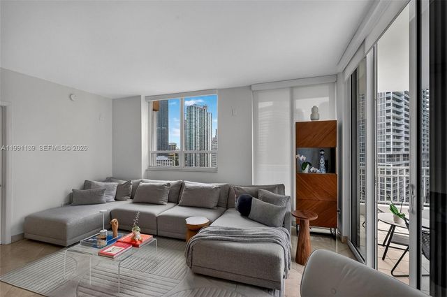 801 Brickell Key Blvd 2502, Miami, FL 33131