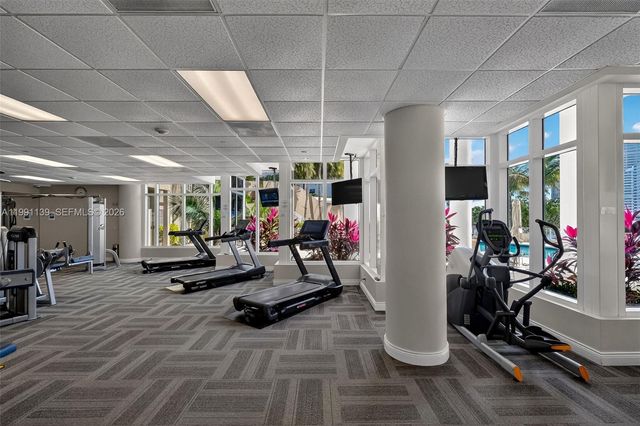 801 Brickell Key Blvd 2502, Miami, FL 33131