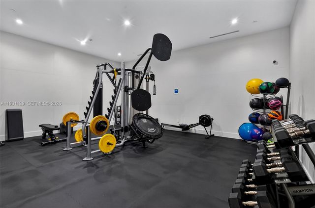 801 Brickell Key Blvd 2502, Miami, FL 33131