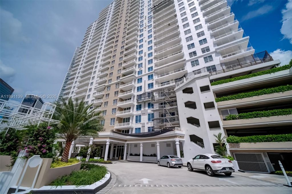 801 Brickell Key Blvd 2502, Miami, FL 33131