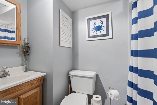 150 HOPKINS RD, Baltimore, MD 21212