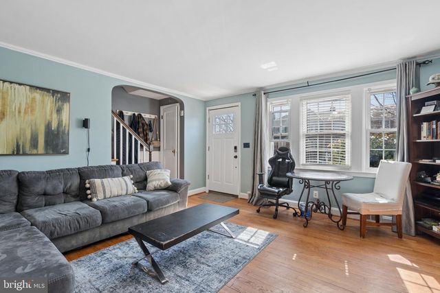 150 HOPKINS RD, Baltimore, MD 21212